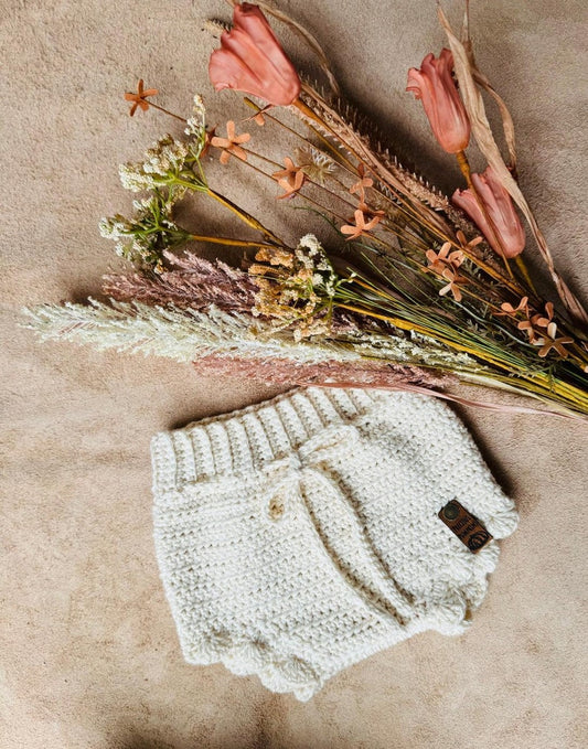 Vintage Baby Shorts Crochet Pattern