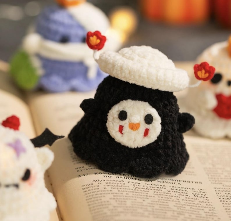 6-in-1 Halloween Ghost Crochet Pattern