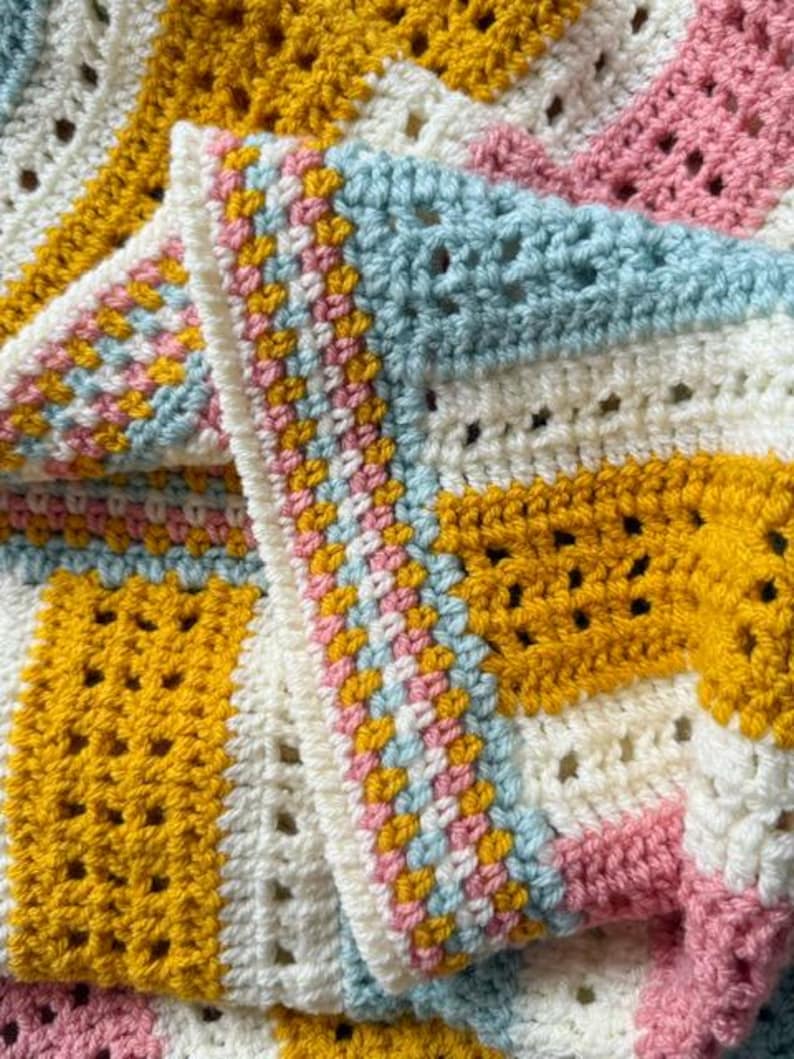 Easy Stripe Blanket Crochet Pattern