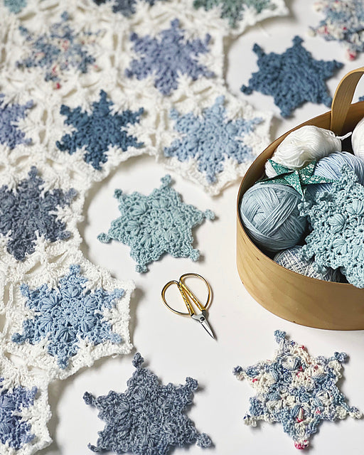 Snowflakes Blanket Crochet Pattern