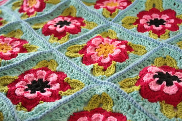 Roses Blanket Crochet Pattern