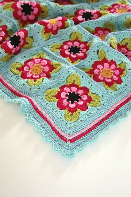 Roses Blanket Crochet Pattern
