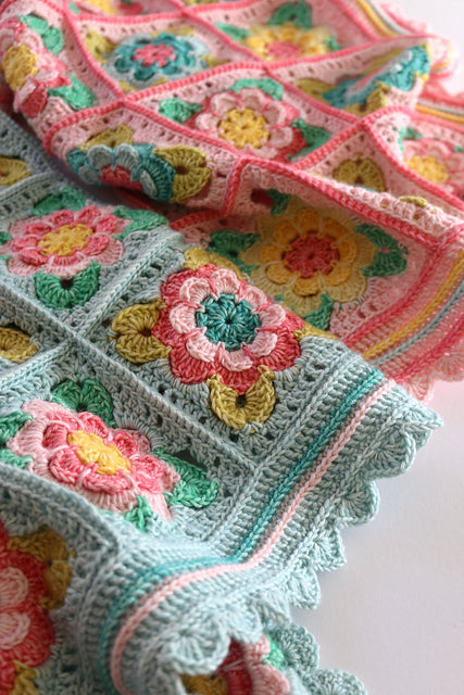 Roses Blanket Crochet Pattern