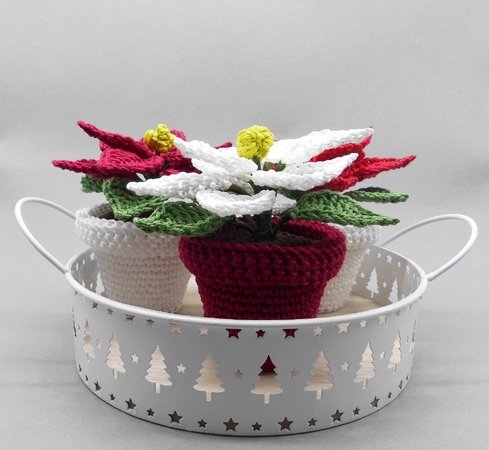 Poinsettia in a pot Crochet Pattern