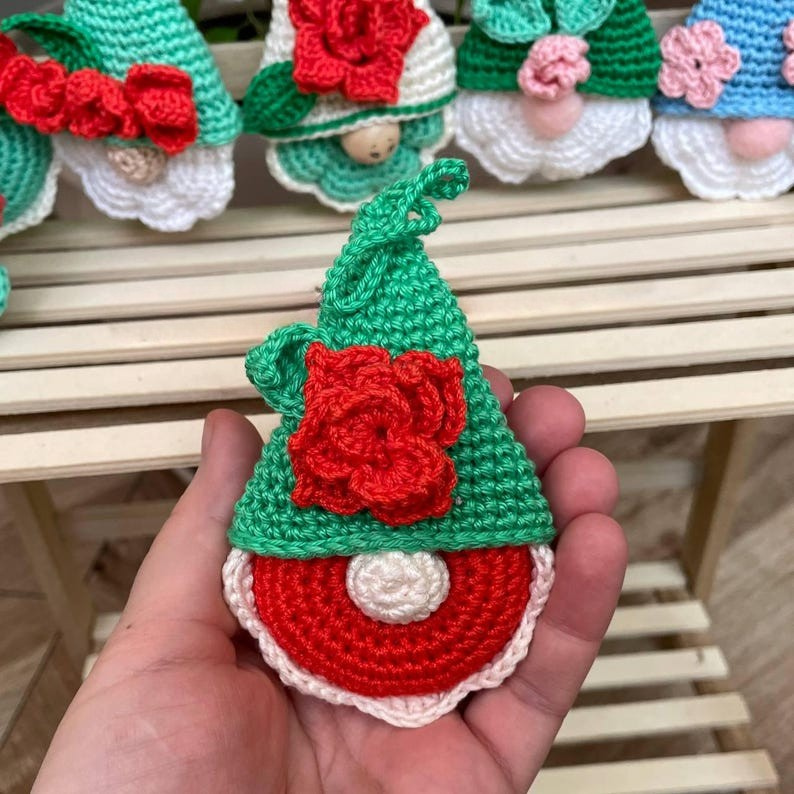 Flowers Set Gnomes Crochet Pattern