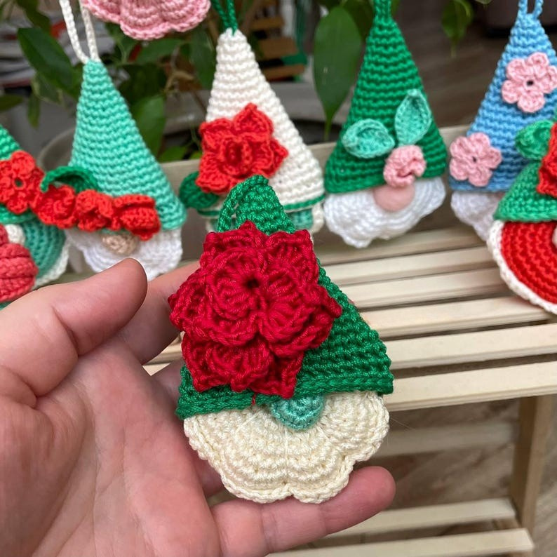 Flowers Set Gnomes Crochet Pattern