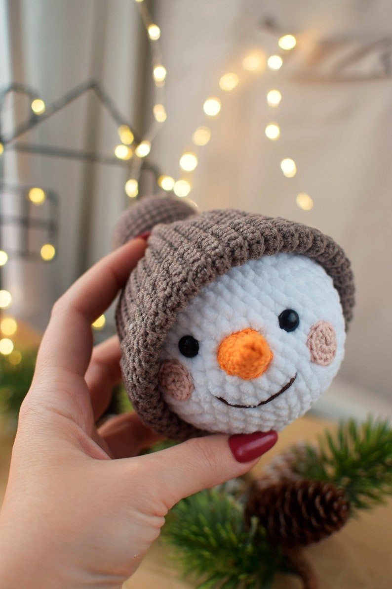 Christmas Decorations Crochet Pattern