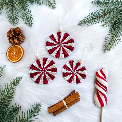 Round Decorations Crochet Pattern