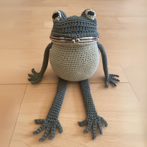Frog Coin Purse Crochet Pattern