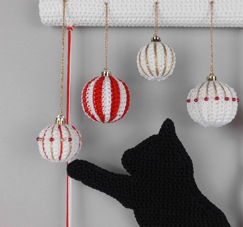 Cat Hanging Decoration Crochet Pattern