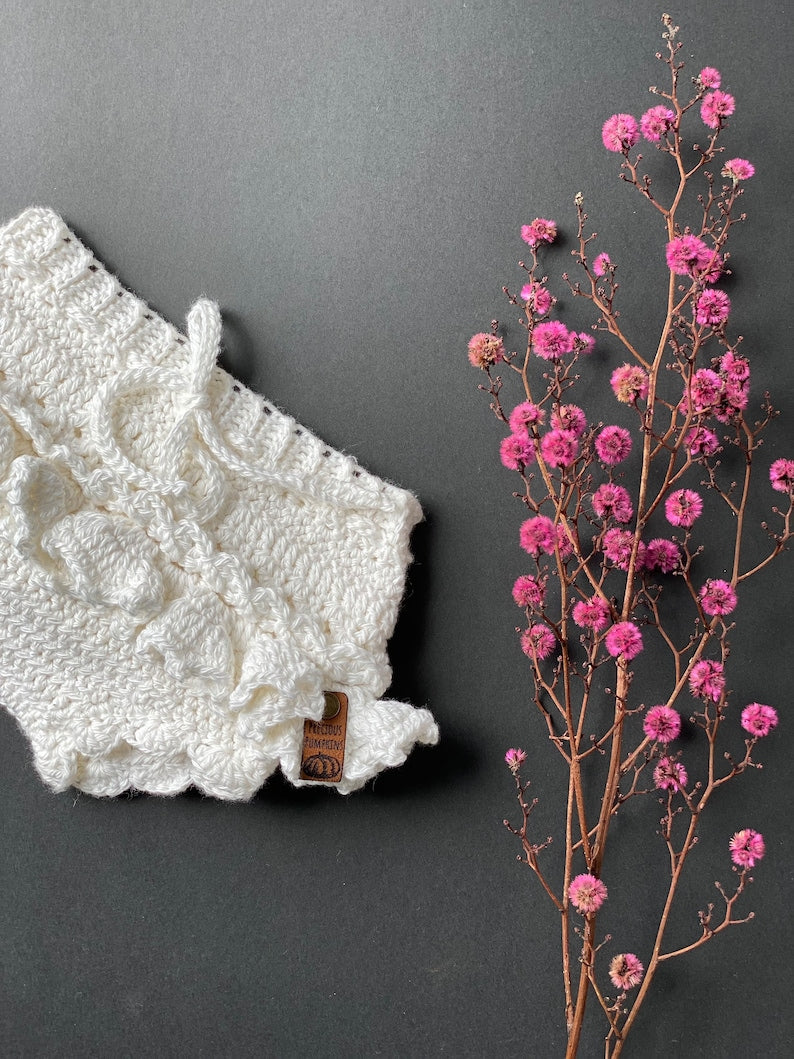 Vintage Baby Bloomers Skirt Crochet Pattern