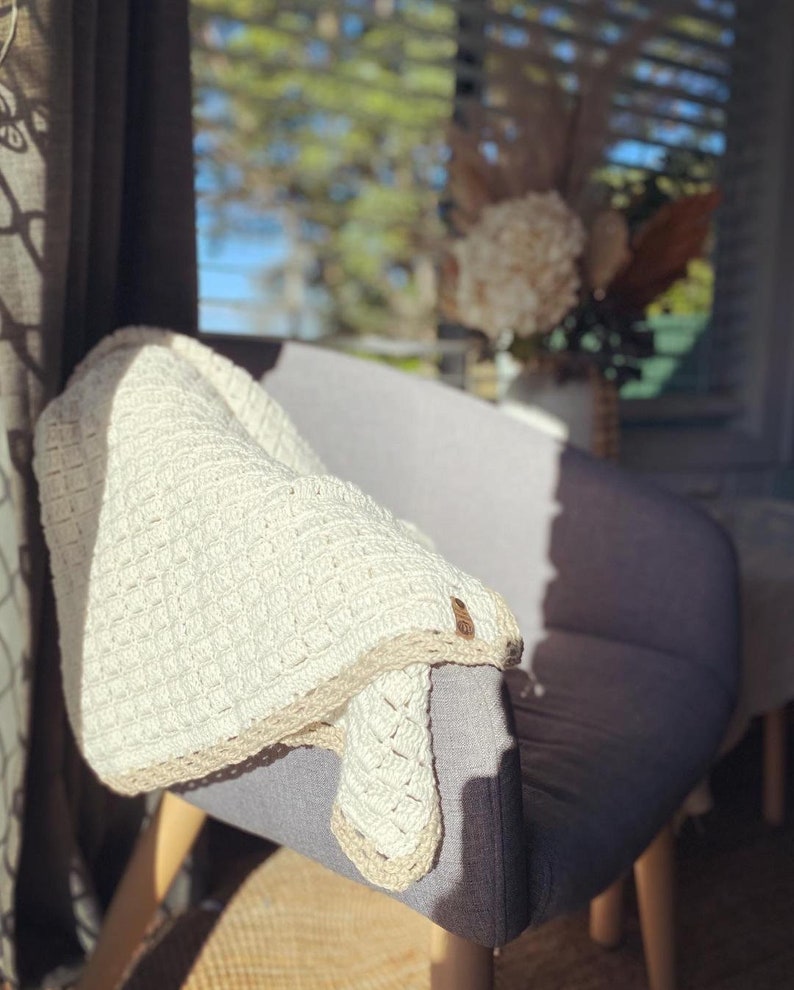 Easy Baby Blanket Crochet Pattern