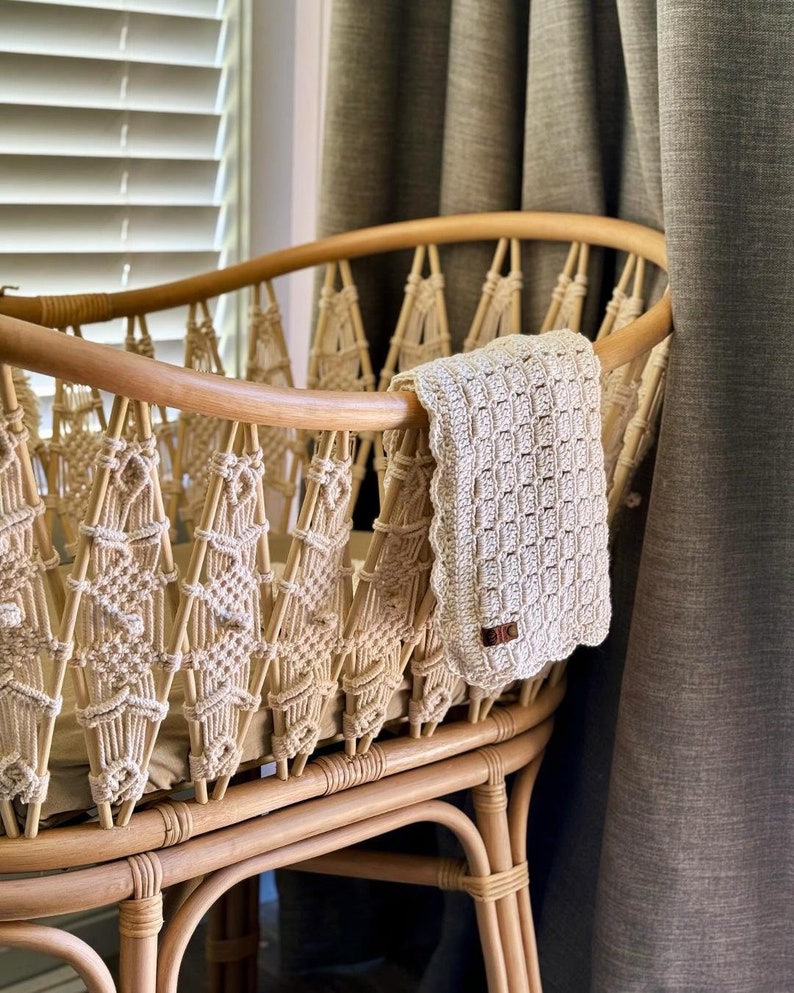 Easy Baby Blanket Crochet Pattern