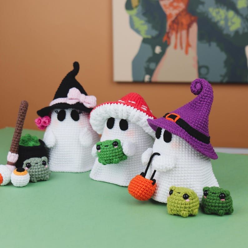 Halloween Ghost Dolls Crochet Pattern