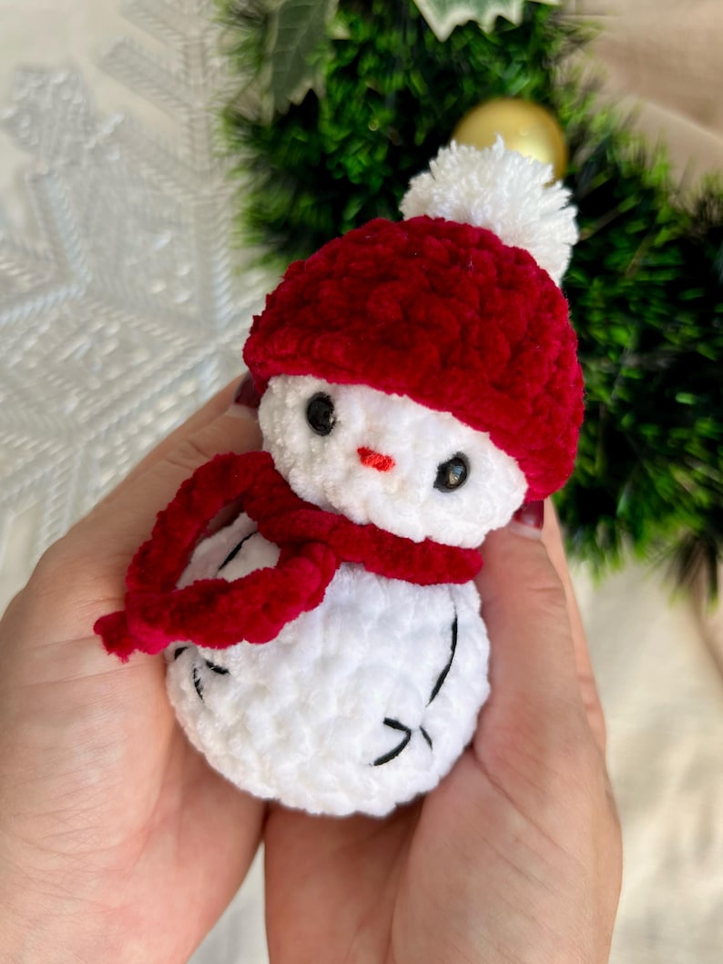 Mini Snowman Crochet Pattern