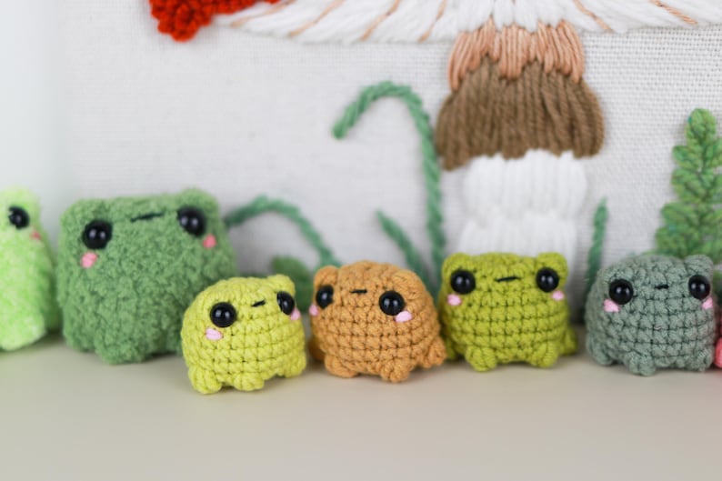 Cute Tiny Frog Crochet Pattern