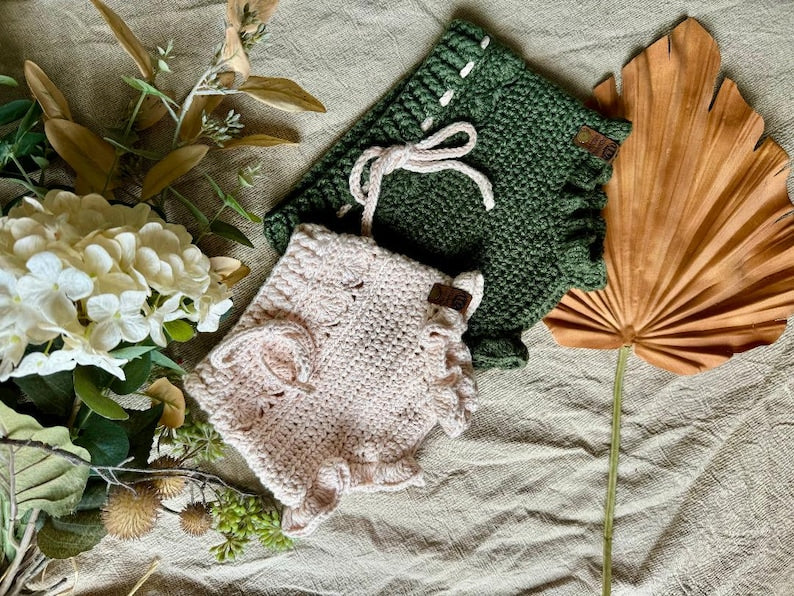 Easy Baby Shorts Crochet Pattern