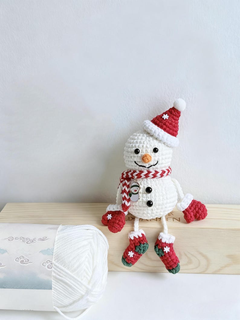 Christmas Snowman Crochet Pattern