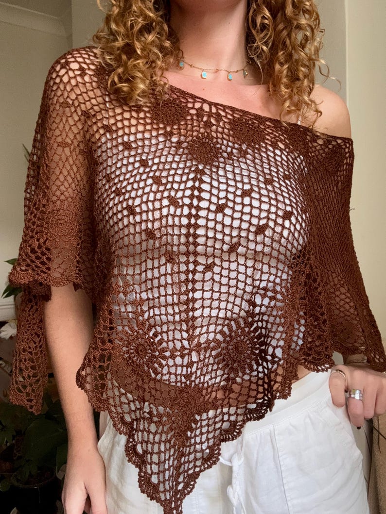Lace Clover Poncho Crochet Pattern
